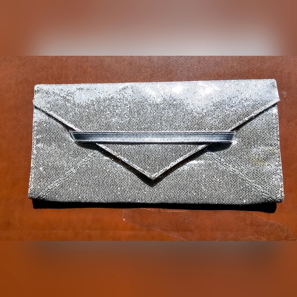 Victoria's Secret silver metallic Disco envelope clutch formal special occasion - Picture 5 of 14